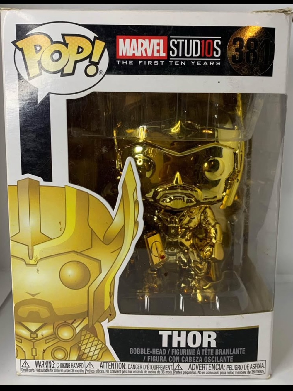 Marvel Studios Pop! Gold Chrome Vinyl Figure Set - Picture 2 of 4